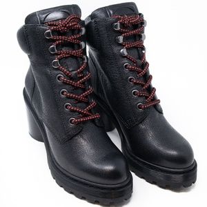 Marc Jacobs Crosby Round Toe Leather Platform Boot